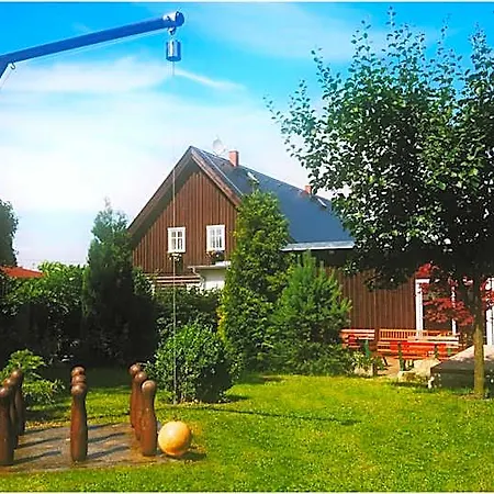 Värdshus U Lipy Bynovec