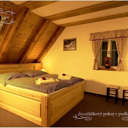 U Lipy Inn Bynovec
